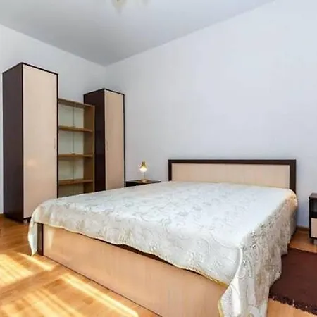 Apartment Karl Marx *